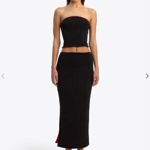 Susamusa Nova Reversible Matching Skirt and Top in Black and Ruby
